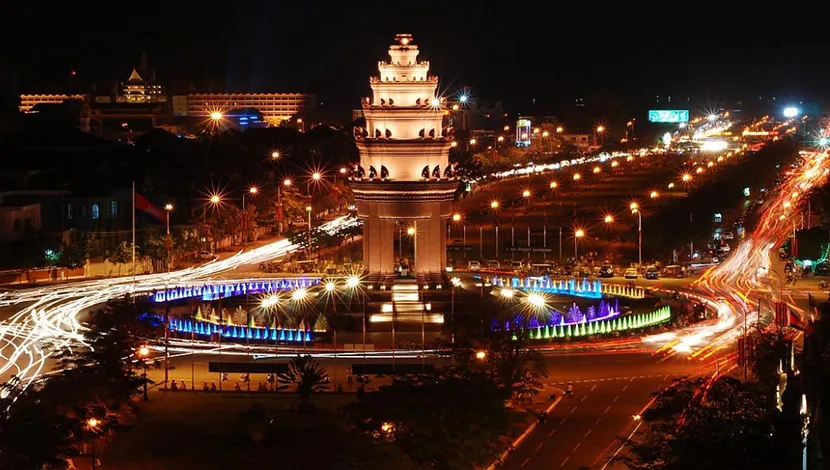 phnom-penh-independence-monument